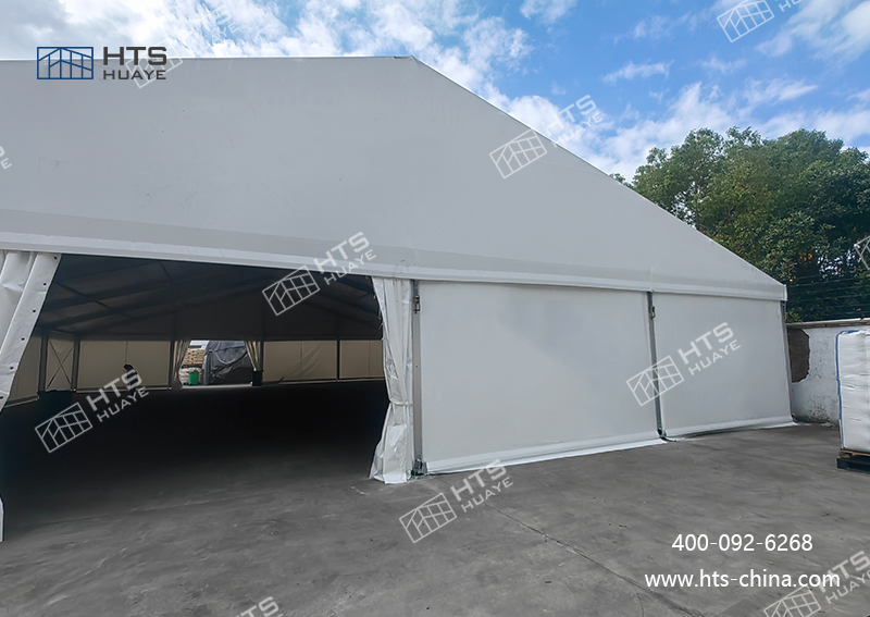 成功為橡膠和塑料制品業(yè)交付了一座定制化的倉(cāng)儲(chǔ)篷房空間